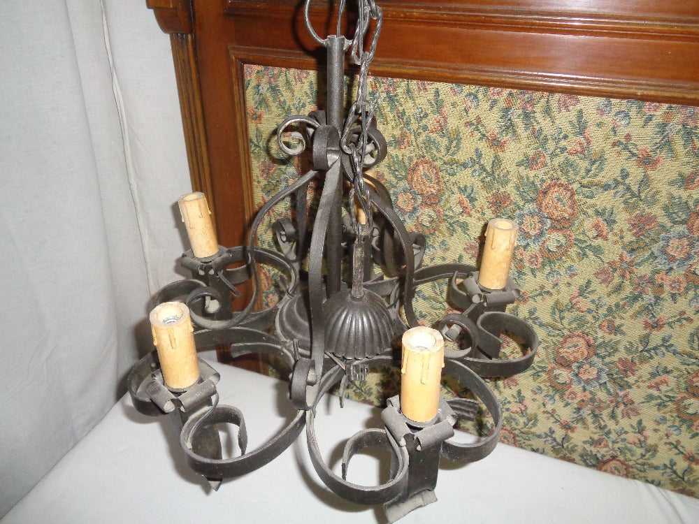 Lampadario a sospensione in ferro