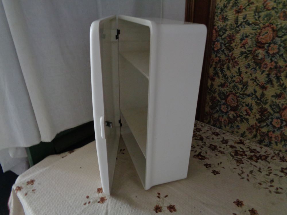Cassetta medicale vintage